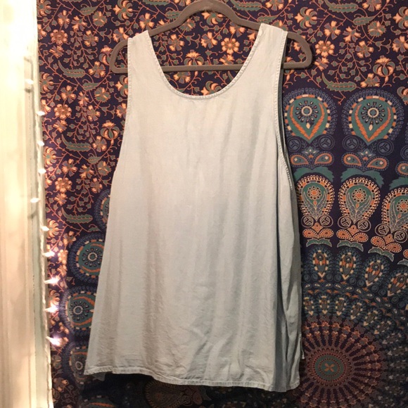 FOREVER 21 TANK TOP - Picture 2 of 2